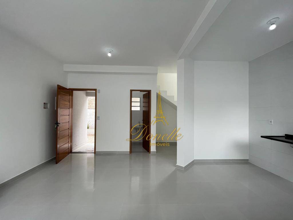 Casa à venda com 2 quartos, 72m² - Foto 28