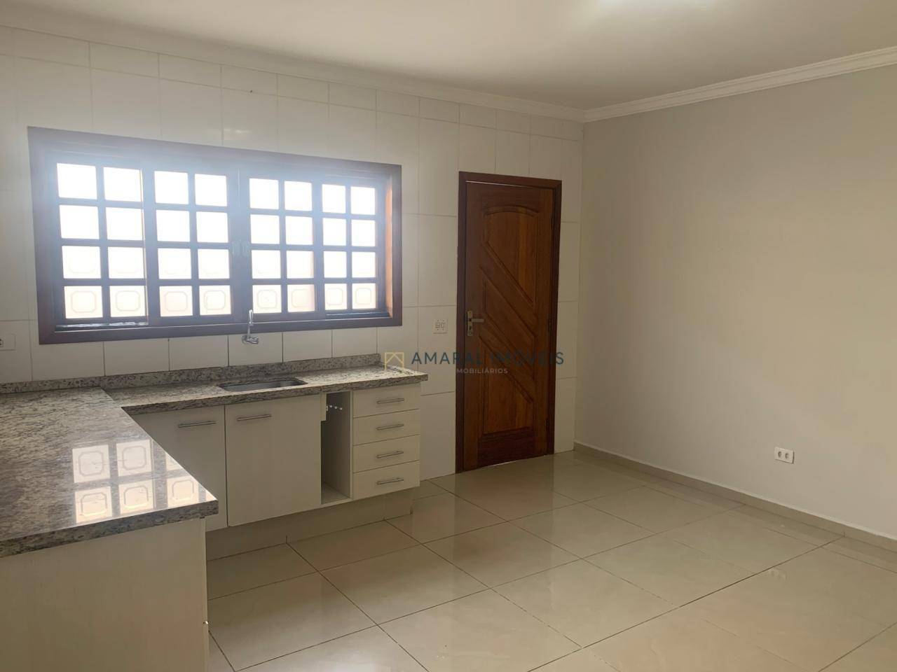 Casa à venda e aluguel com 2 quartos, 140m² - Foto 6