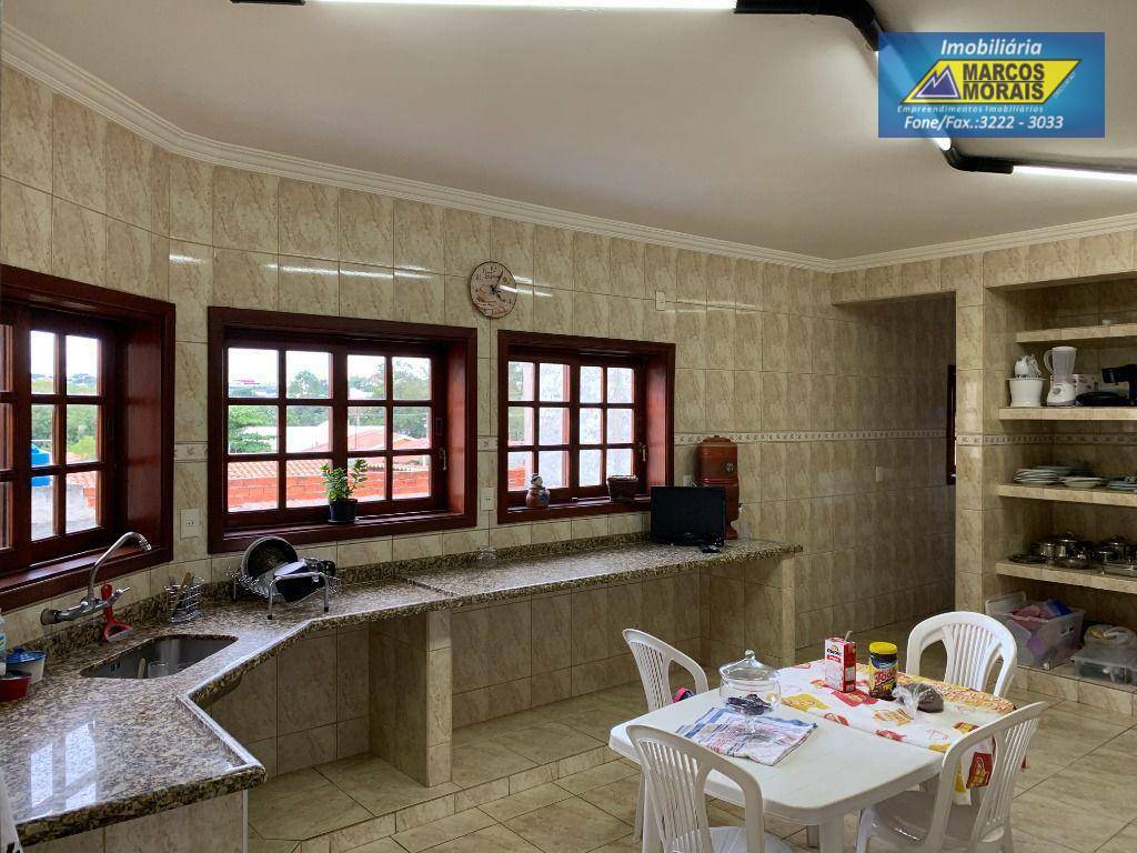 Casa à venda com 3 quartos, 200m² - Foto 6