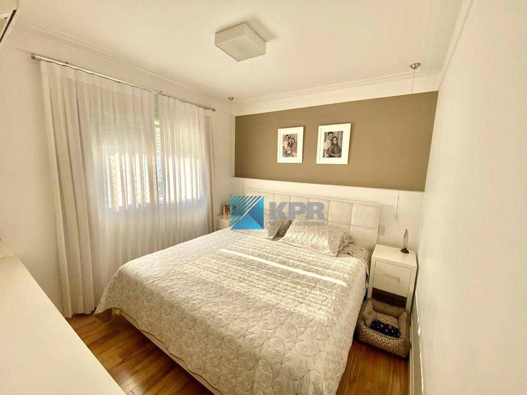 Apartamento à venda com 3 quartos, 194m² - Foto 14