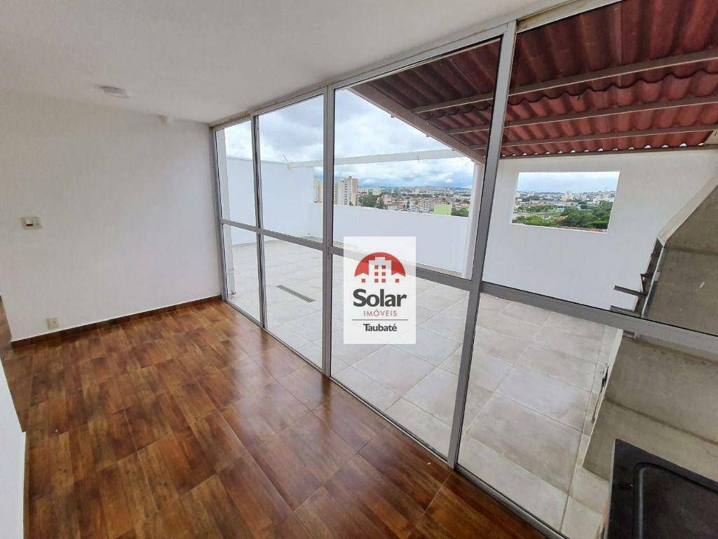 Apartamento à venda com 2 quartos, 137m² - Foto 2