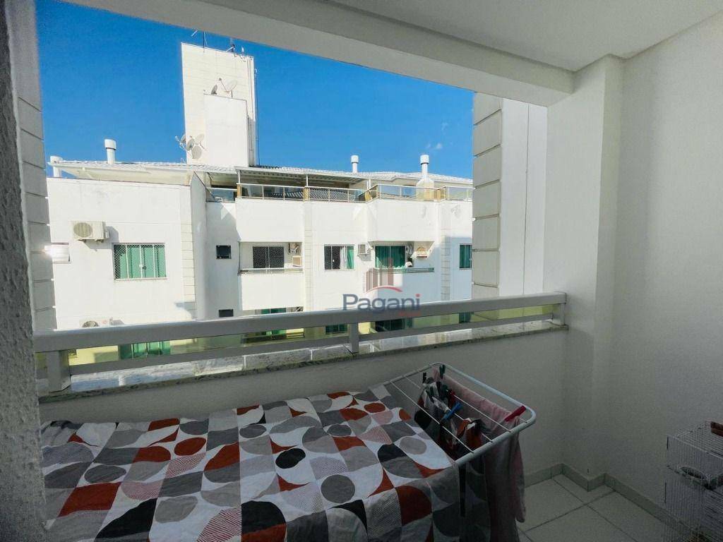 Apartamento à venda com 2 quartos, 60m² - Foto 7