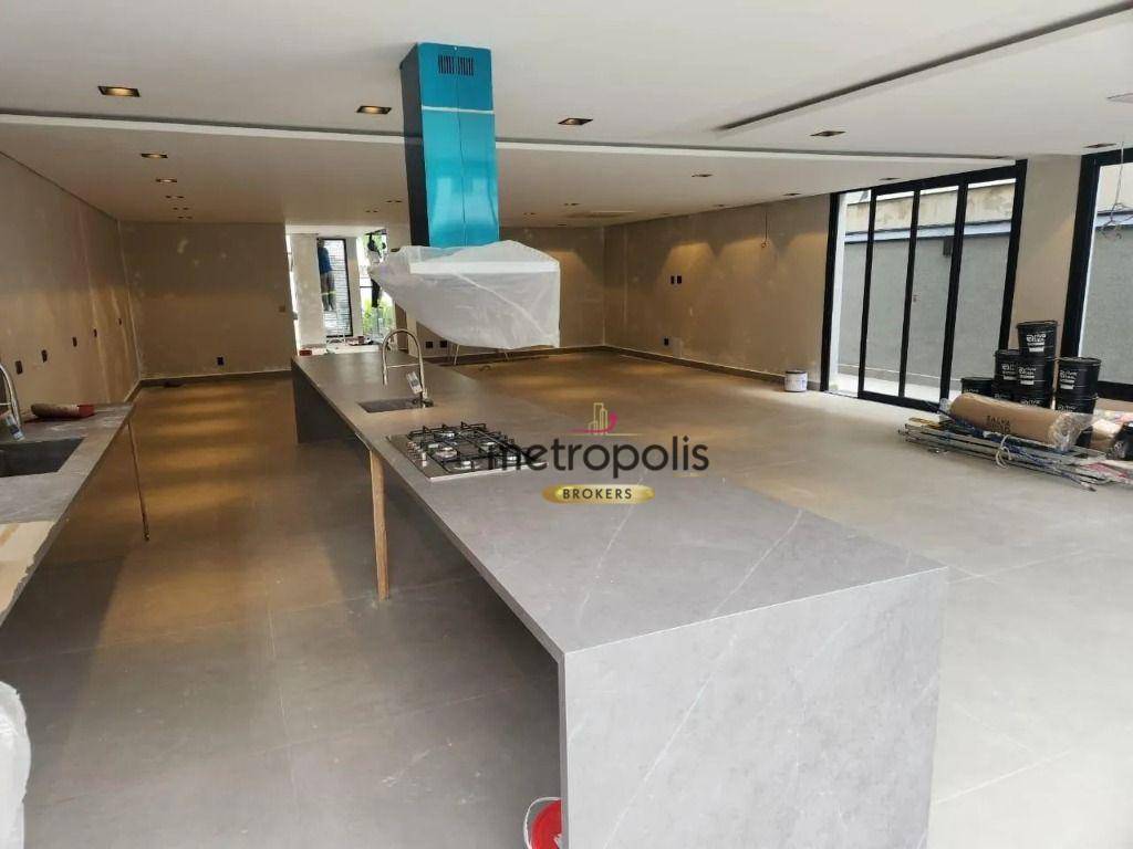 Sobrado à venda com 5 quartos, 760m² - Foto 2