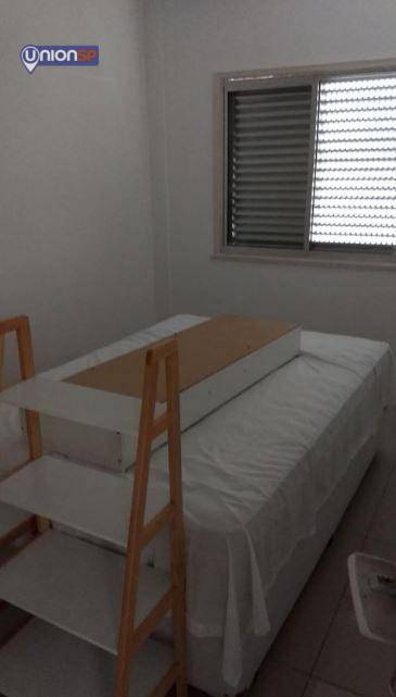 Apartamento à venda com 2 quartos, 89m² - Foto 3