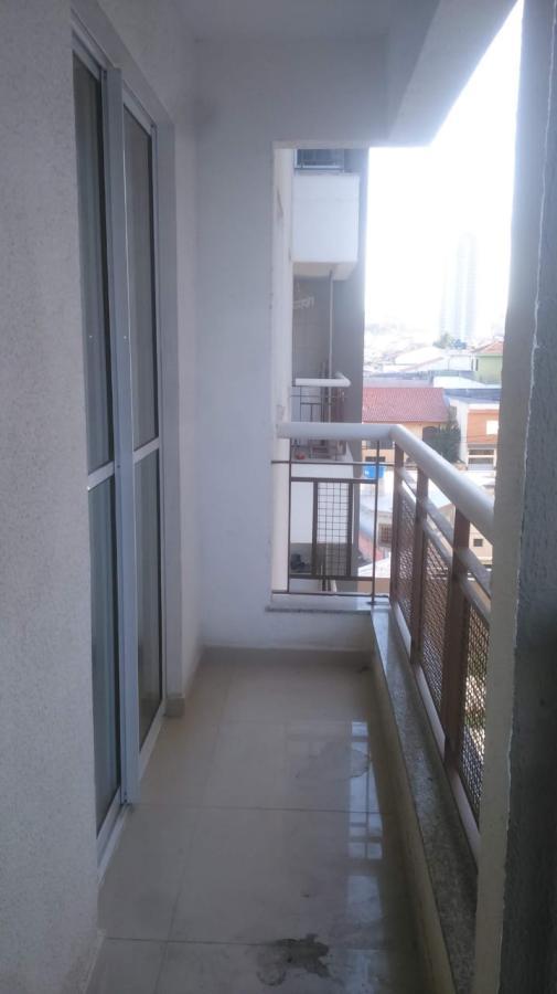 Apartamento à venda com 1 quarto, 34m² - Foto 2