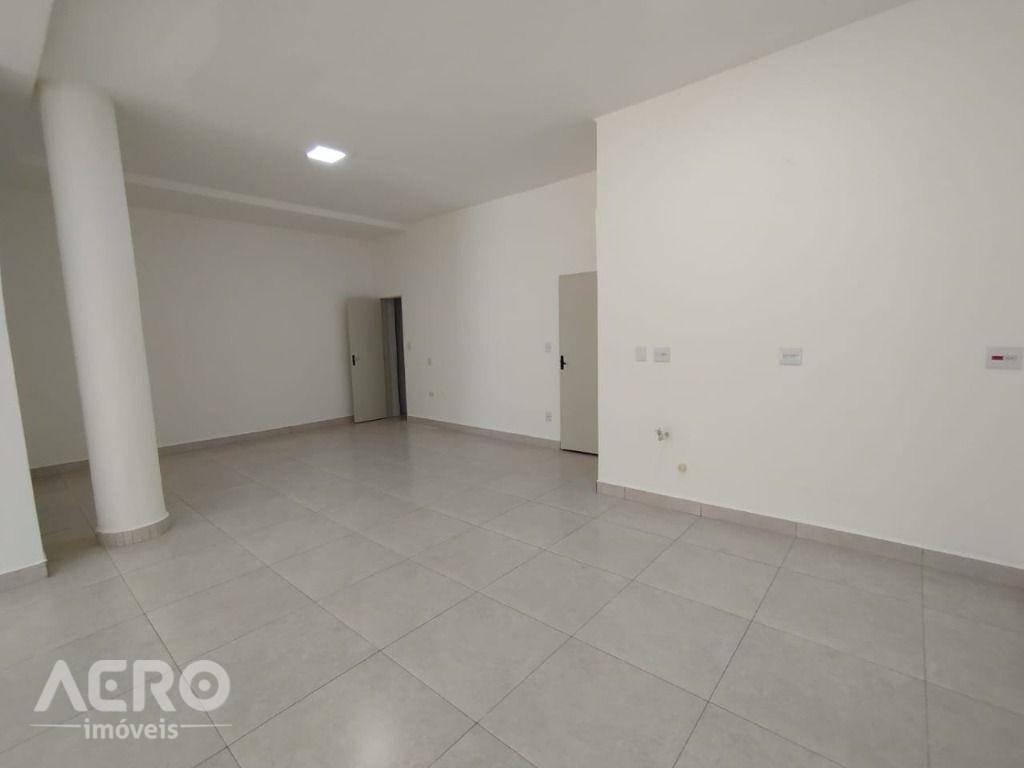 Loja-Salão para alugar, 112m² - Foto 2