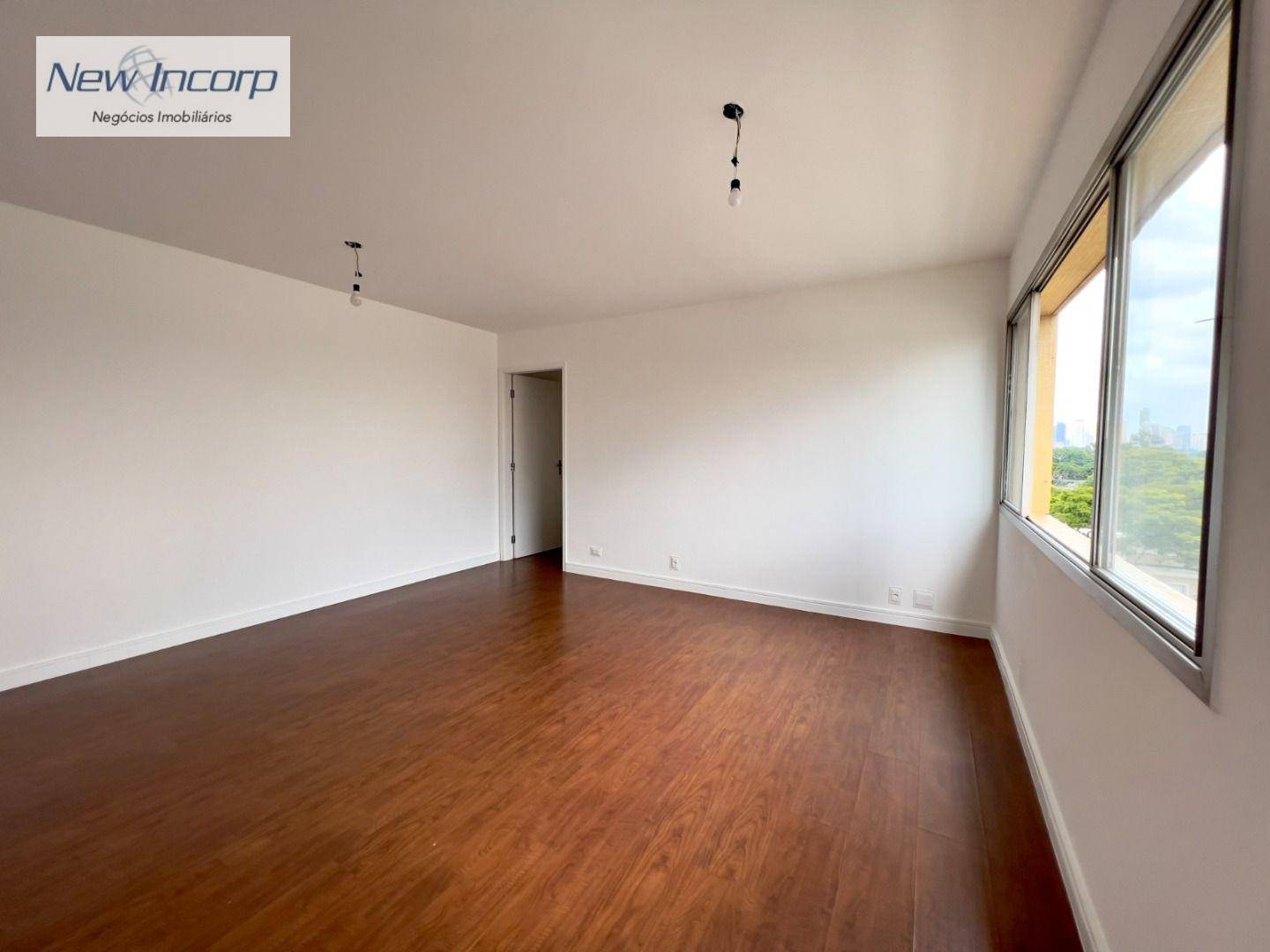 Apartamento à venda com 2 quartos, 85m² - Foto 13