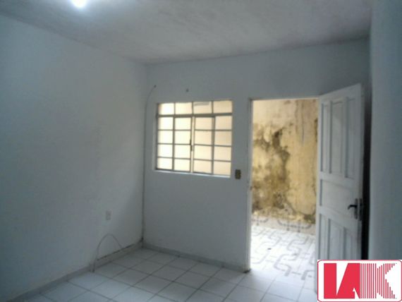 Casa para alugar com 1 quarto, 55m² - Foto 2