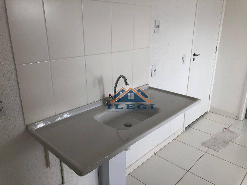 Apartamento à venda com 2 quartos, 34m² - Foto 3