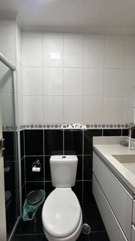 Apartamento à venda com 2 quartos, 55m² - Foto 17