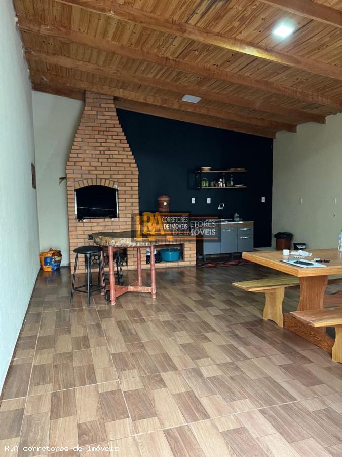 Casa à venda com 1 quarto, 300m² - Foto 14