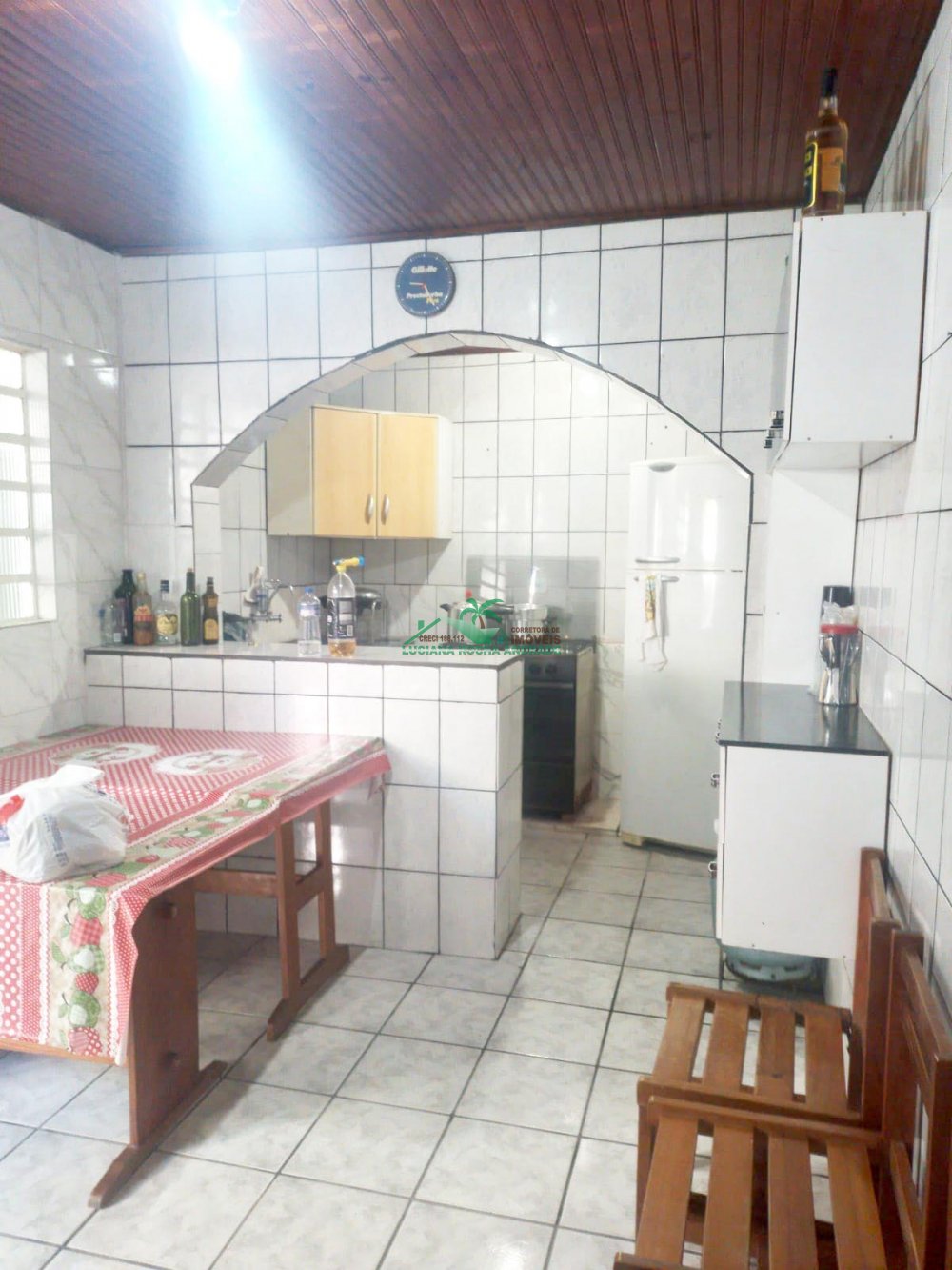 Casa à venda com 3 quartos, 100m² - Foto 8