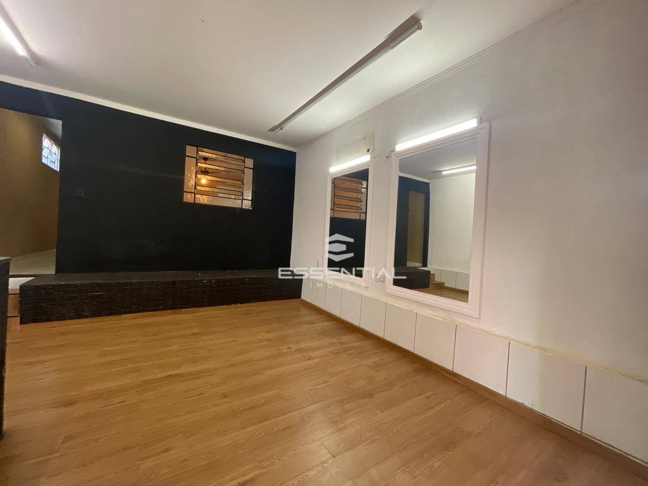 Casa à venda com 3 quartos, 200M2 - Foto 2