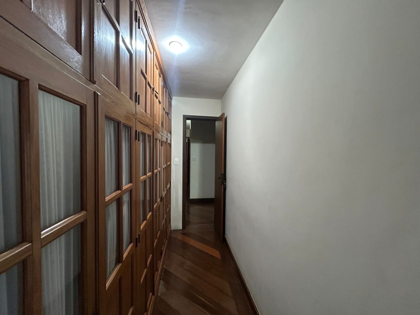 Casa à venda com 4 quartos, 109m² - Foto 29