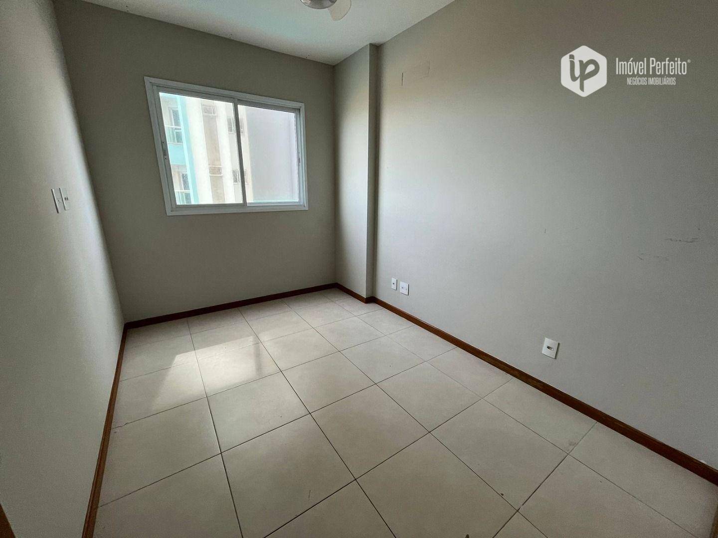 Apartamento para alugar com 3 quartos, 79m² - Foto 11