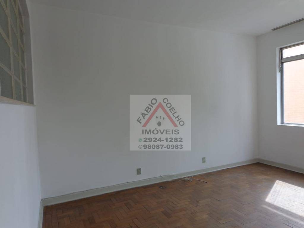 Apartamento à venda com 1 quarto, 60m² - Foto 11