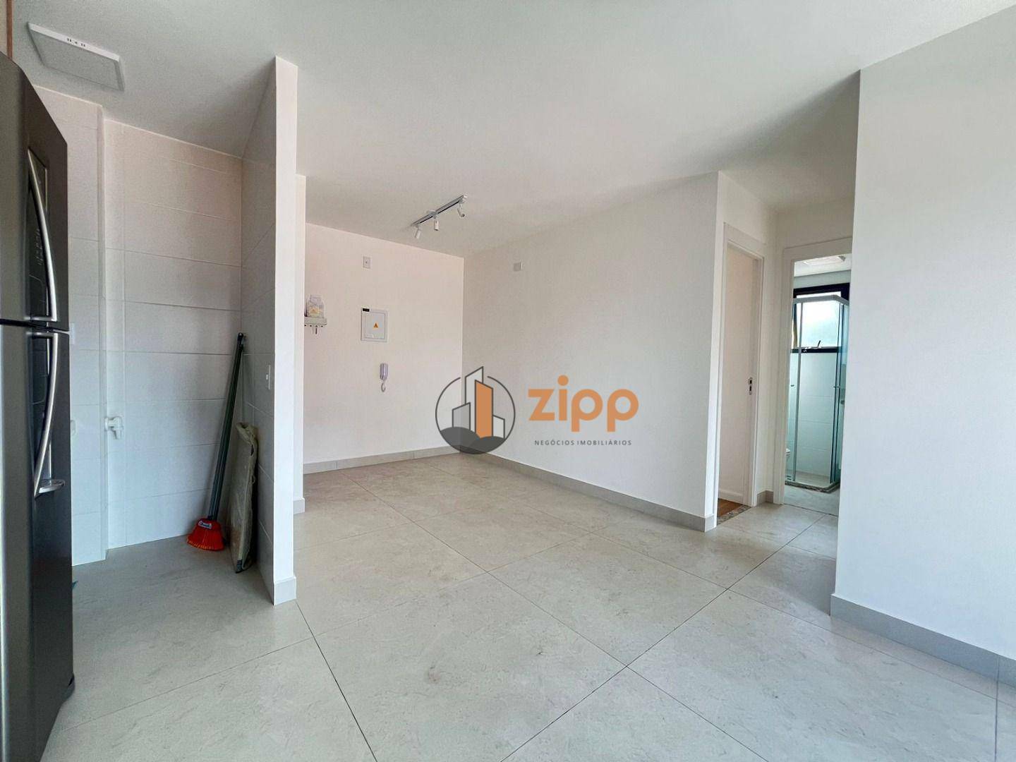 Apartamento à venda com 2 quartos, 49m² - Foto 3