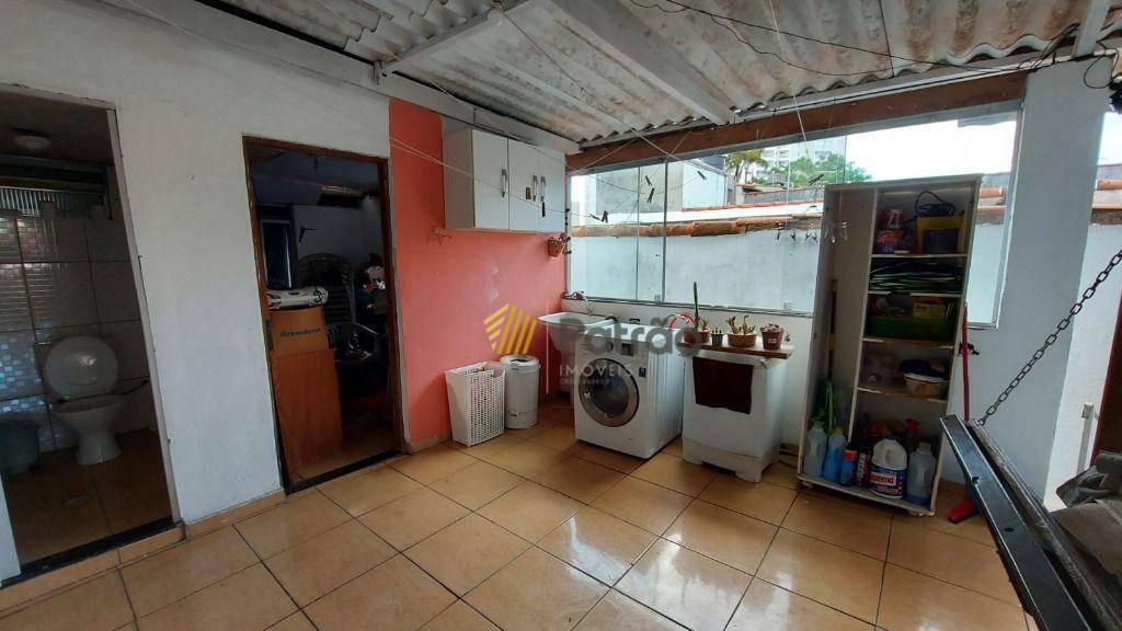 Casa à venda com 3 quartos, 187m² - Foto 20