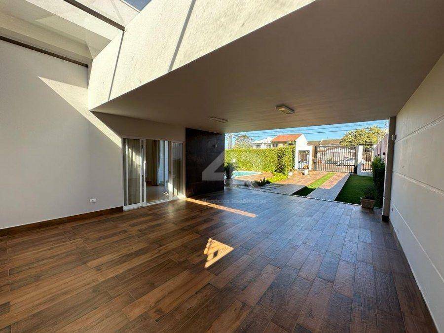 Casa à venda com 3 quartos, 202m² - Foto 8