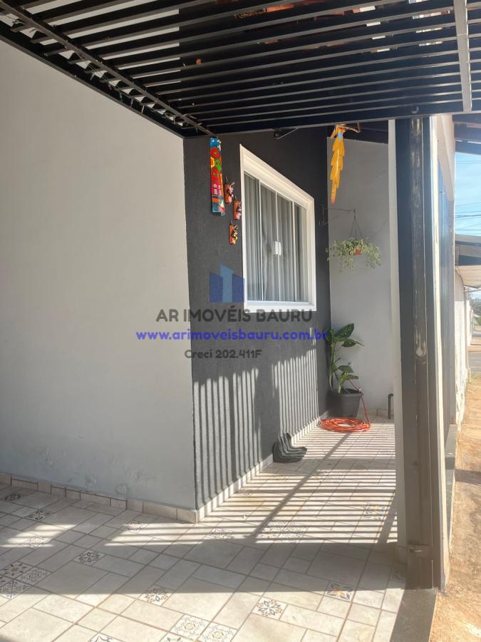 Casa à venda com 2 quartos, 126m² - Foto 2