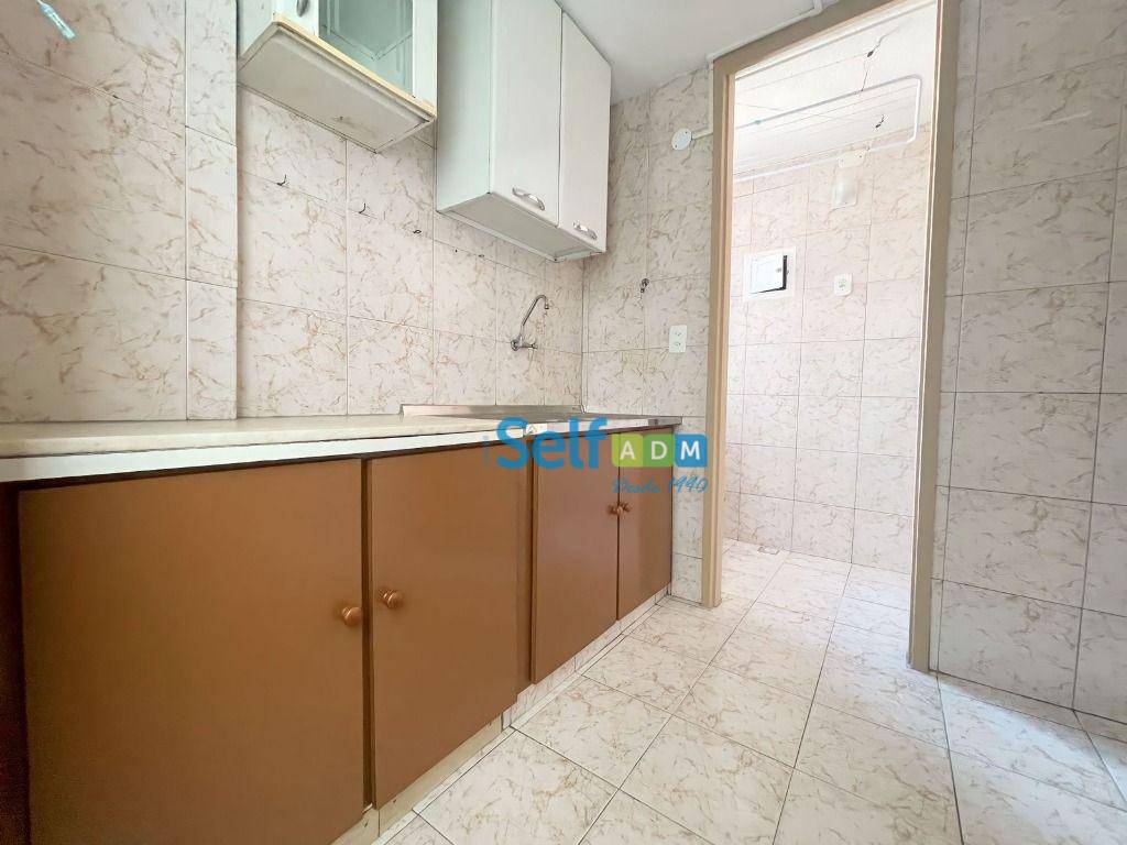 Apartamento para alugar com 2 quartos, 65m² - Foto 8