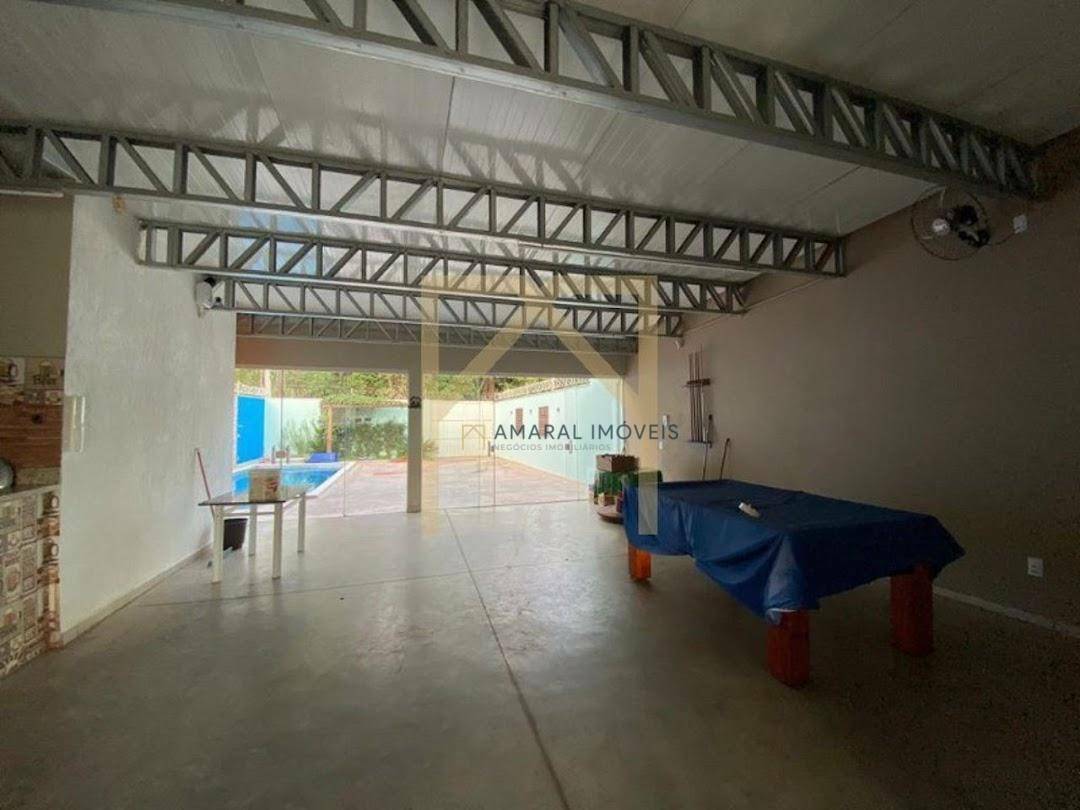 Chácara à venda com 4 quartos, 200m² - Foto 6