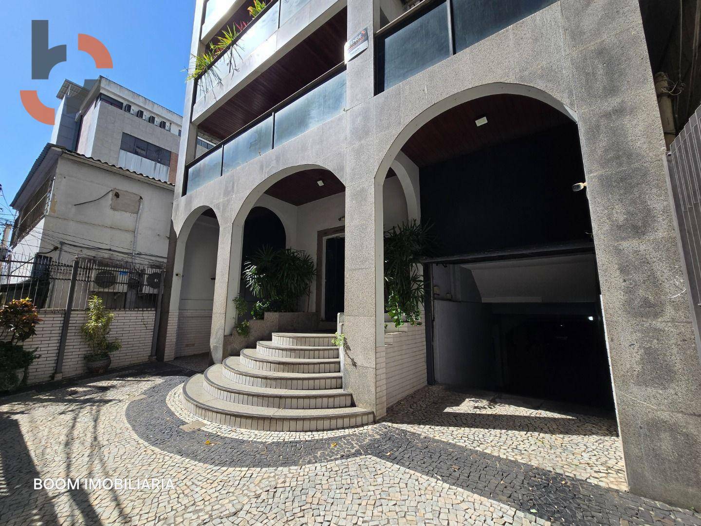 Apartamento à venda com 3 quartos, 220m² - Foto 31