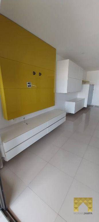 Apartamento à venda com 3 quartos, 105m² - Foto 4