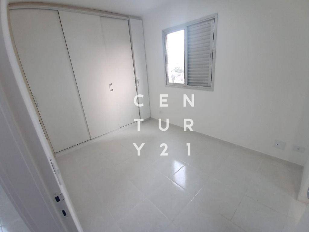 Apartamento à venda com 3 quartos, 65m² - Foto 4