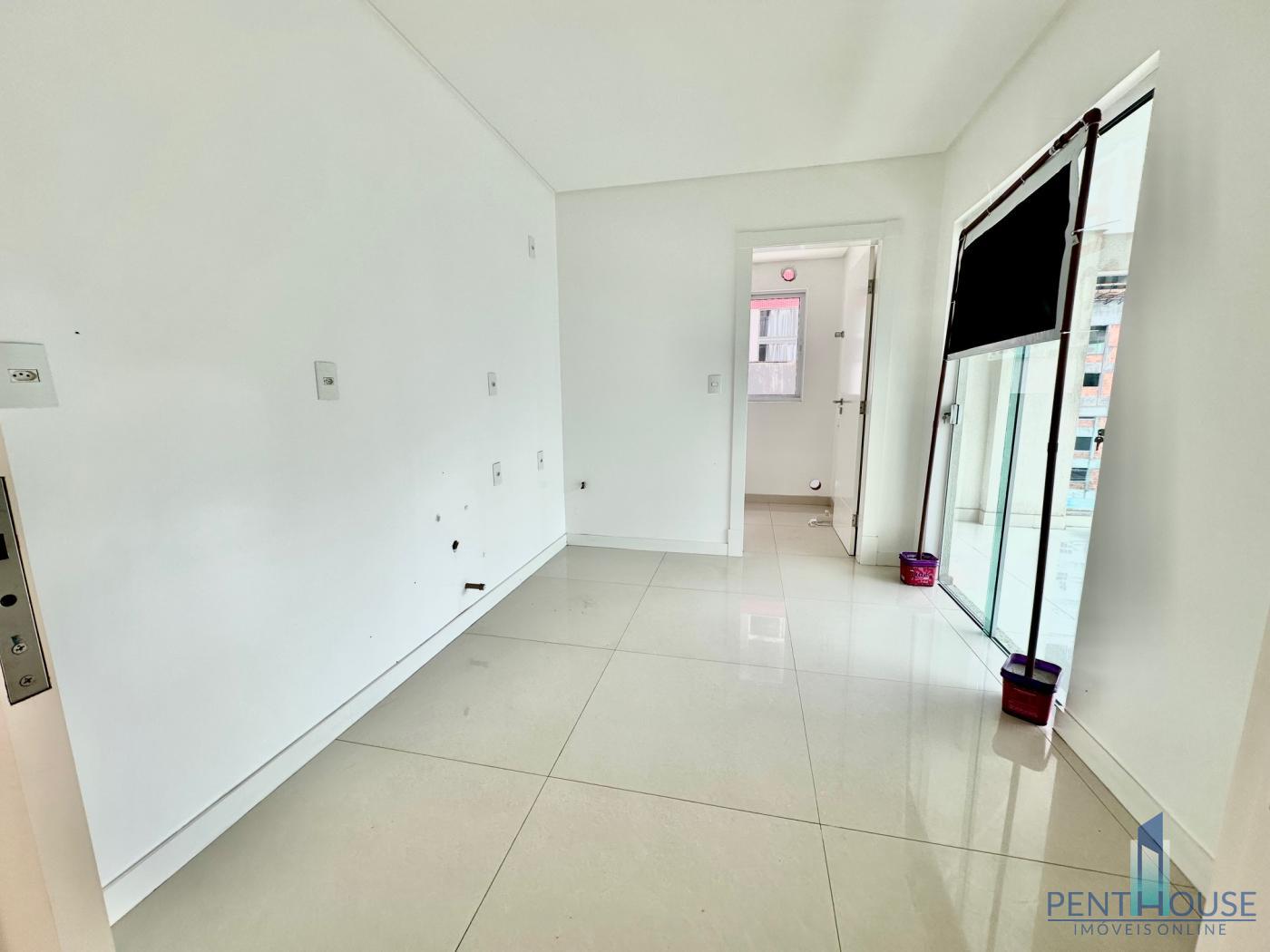 Apartamento à venda com 4 quartos, 160m² - Foto 7