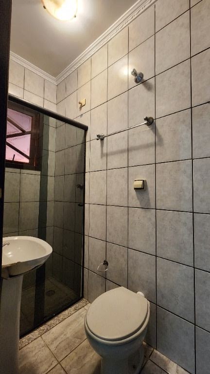 Sobrado à venda e aluguel com 3 quartos, 220m² - Foto 38