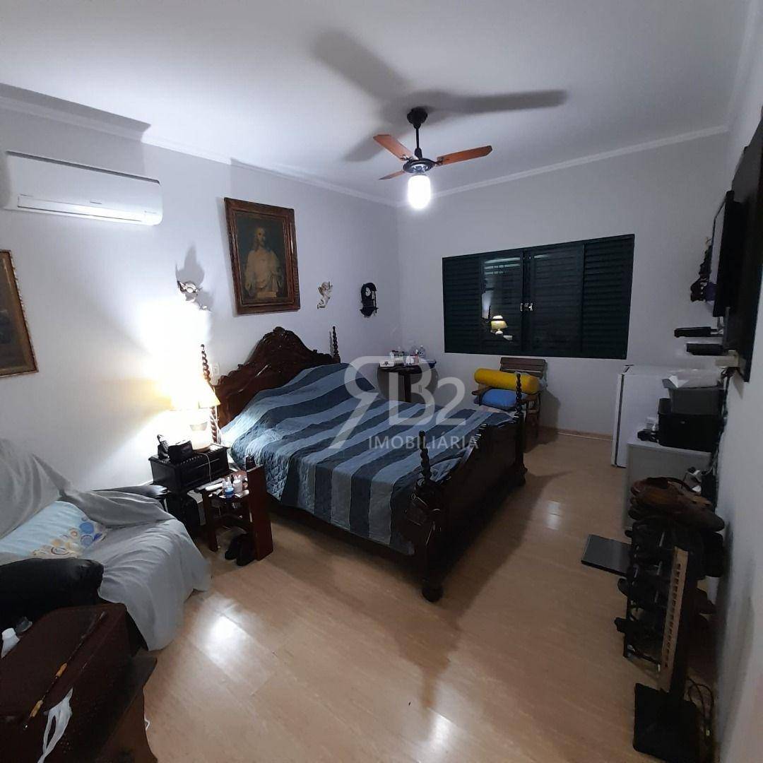 Casa à venda com 3 quartos, 198m² - Foto 7