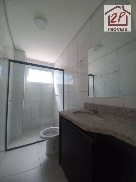 Apartamento para alugar com 2 quartos, 85m² - Foto 8