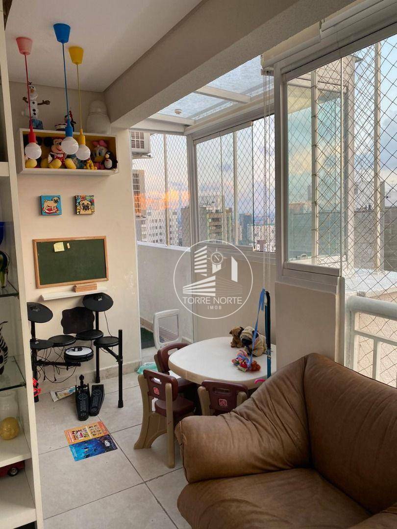 Apartamento à venda com 2 quartos, 104m² - Foto 17