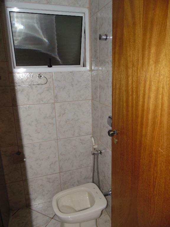 Apartamento à venda com 3 quartos, 96m² - Foto 8