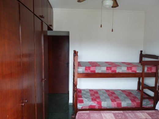 Apartamento à venda com 2 quartos, 70m² - Foto 4