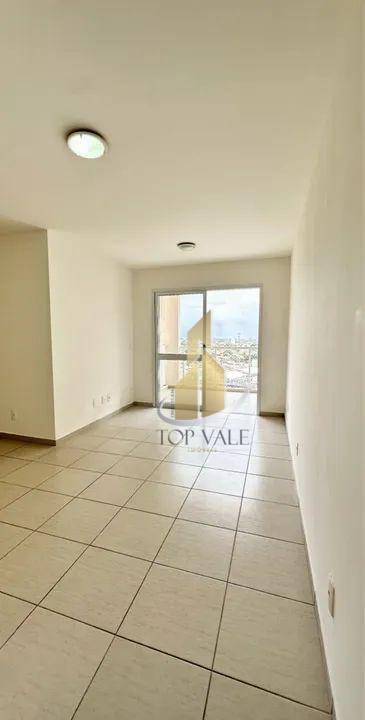 Apartamento à venda com 2 quartos, 75m² - Foto 4