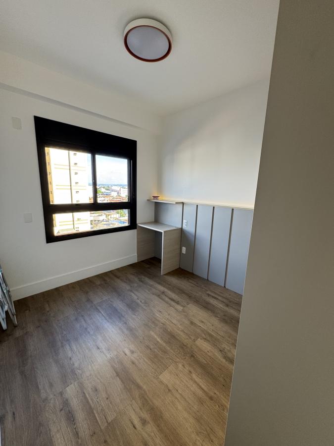 Apartamento para alugar com 2 quartos, 83m² - Foto 10