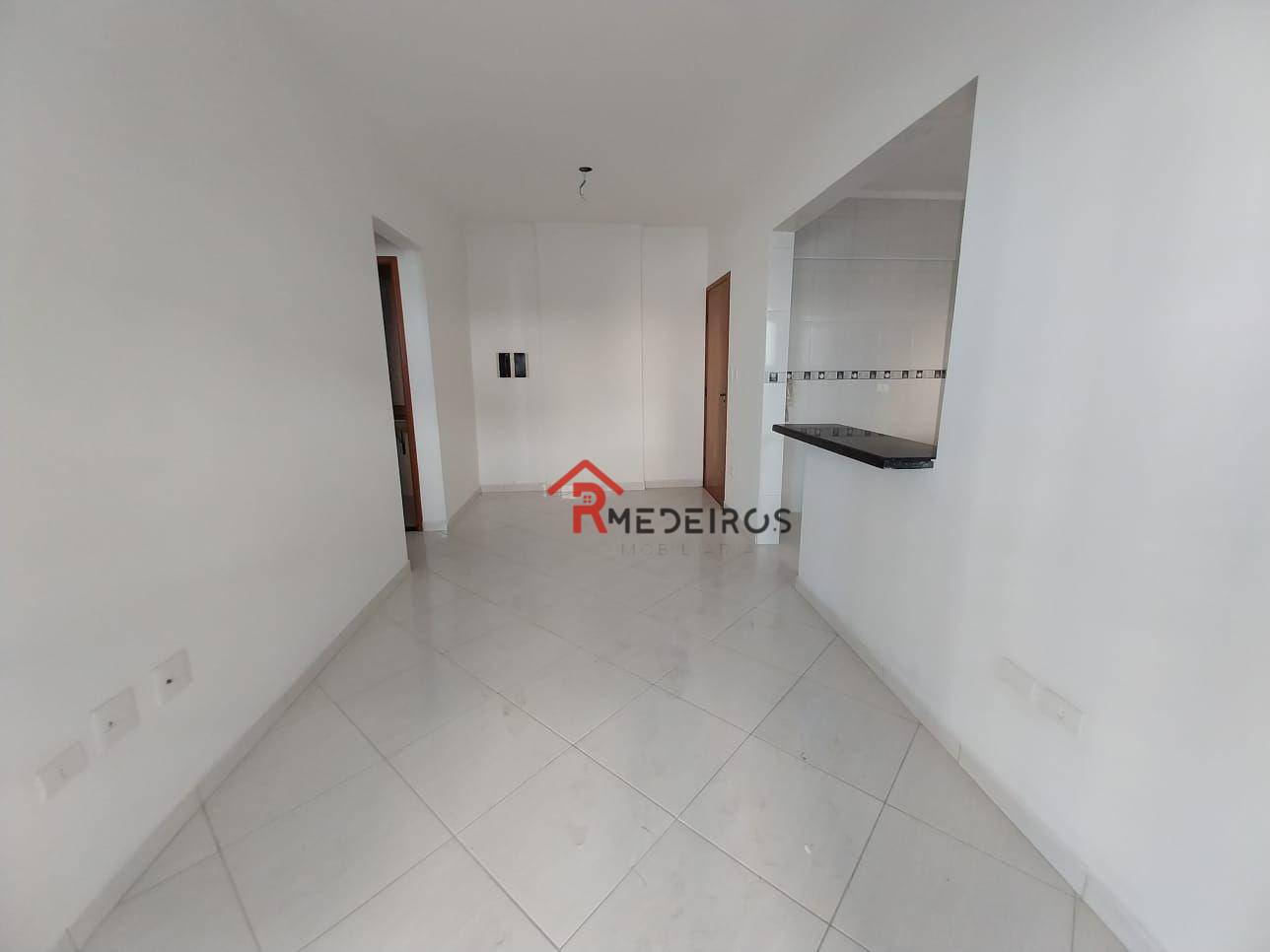 Apartamento à venda com 2 quartos, 64m² - Foto 3