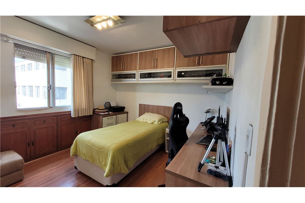 Apartamento à venda com 3 quartos, 138m² - Foto 3