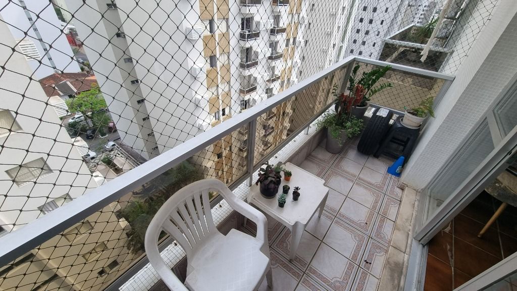 Apartamento à venda com 3 quartos, 120m² - Foto 2