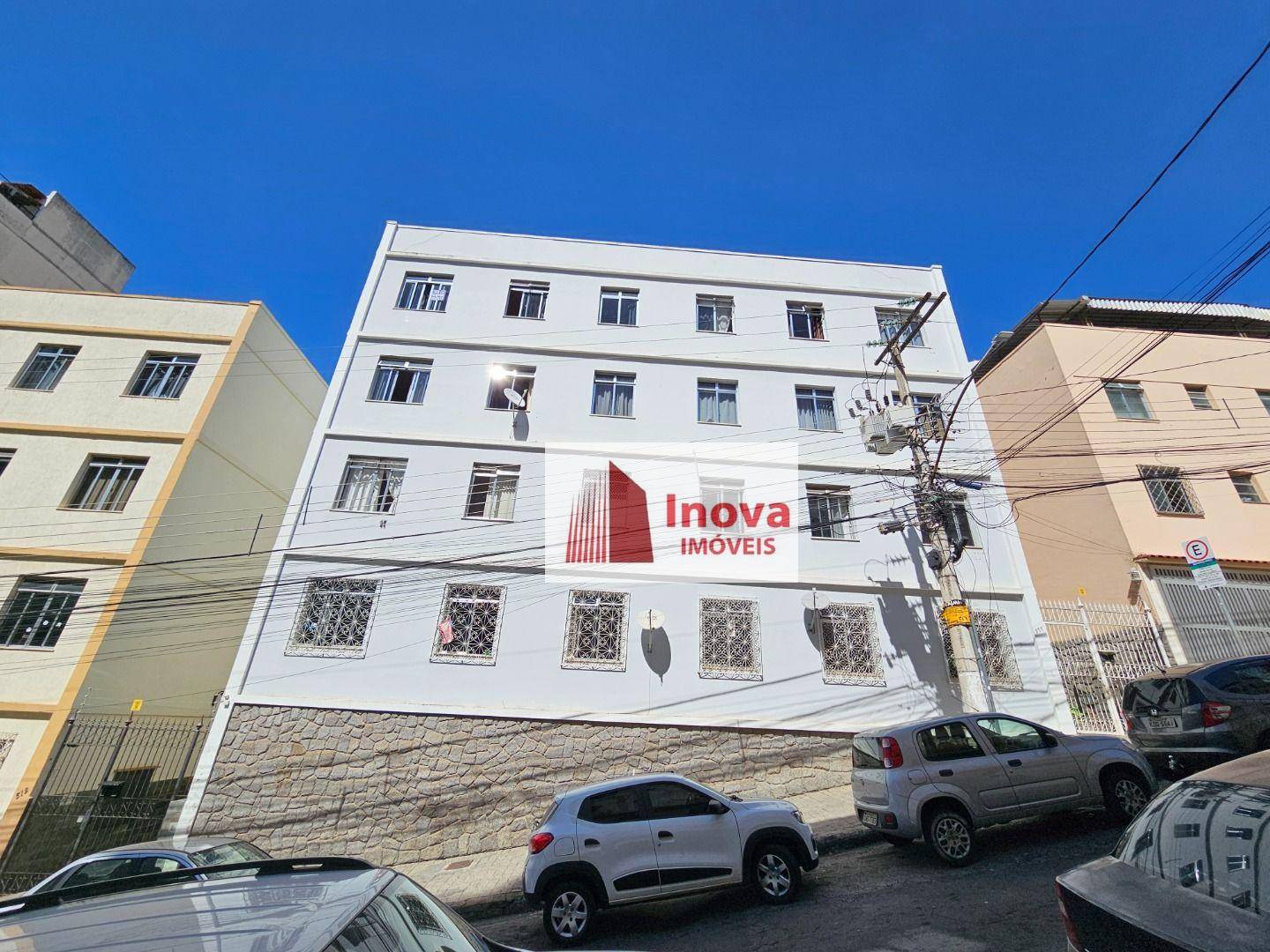 Apartamento à venda com 3 quartos, 80m² - Foto 1