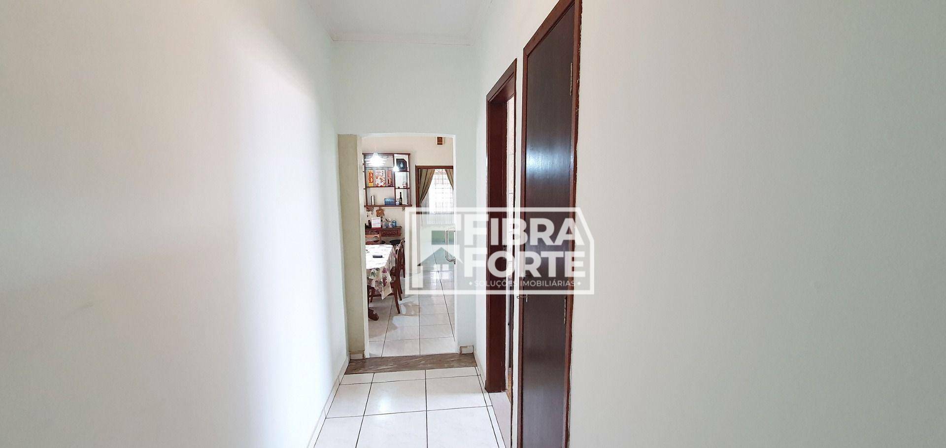 Casa à venda com 3 quartos, 244m² - Foto 20