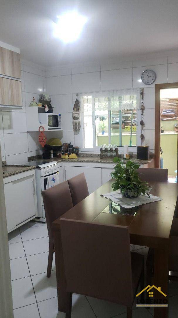 Sobrado à venda com 3 quartos, 114m² - Foto 2