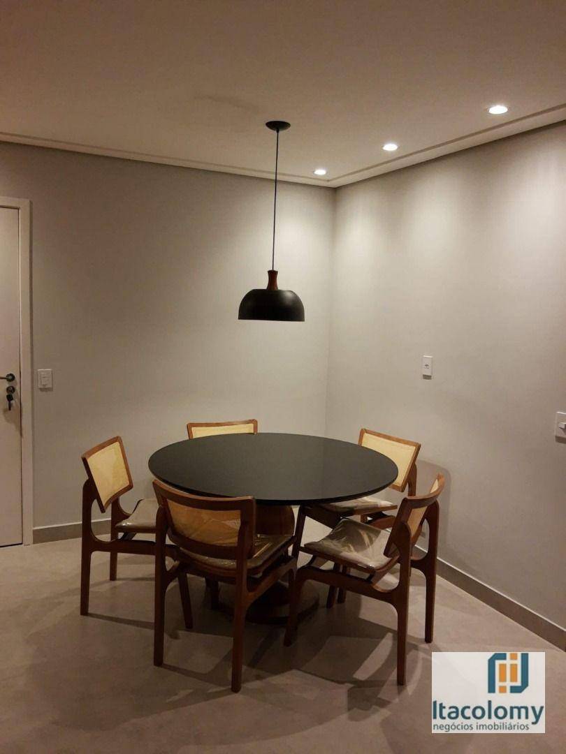 Apartamento à venda com 2 quartos, 81m² - Foto 4