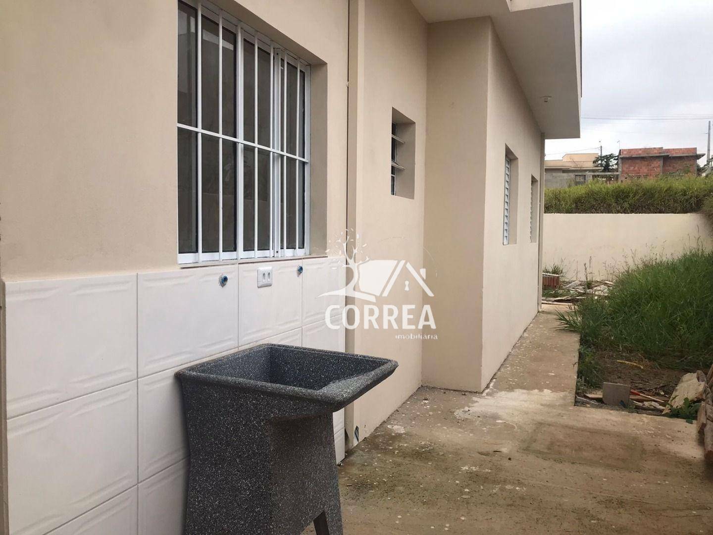 Casa à venda com 2 quartos, 47m² - Foto 1