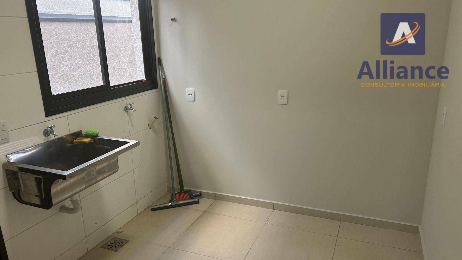 Casa de Condomínio à venda com 4 quartos, 397m² - Foto 8
