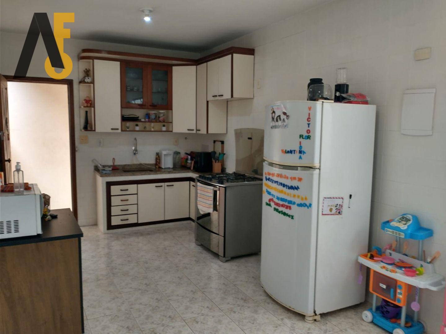 Casa de Condomínio à venda com 4 quartos, 170m² - Foto 11