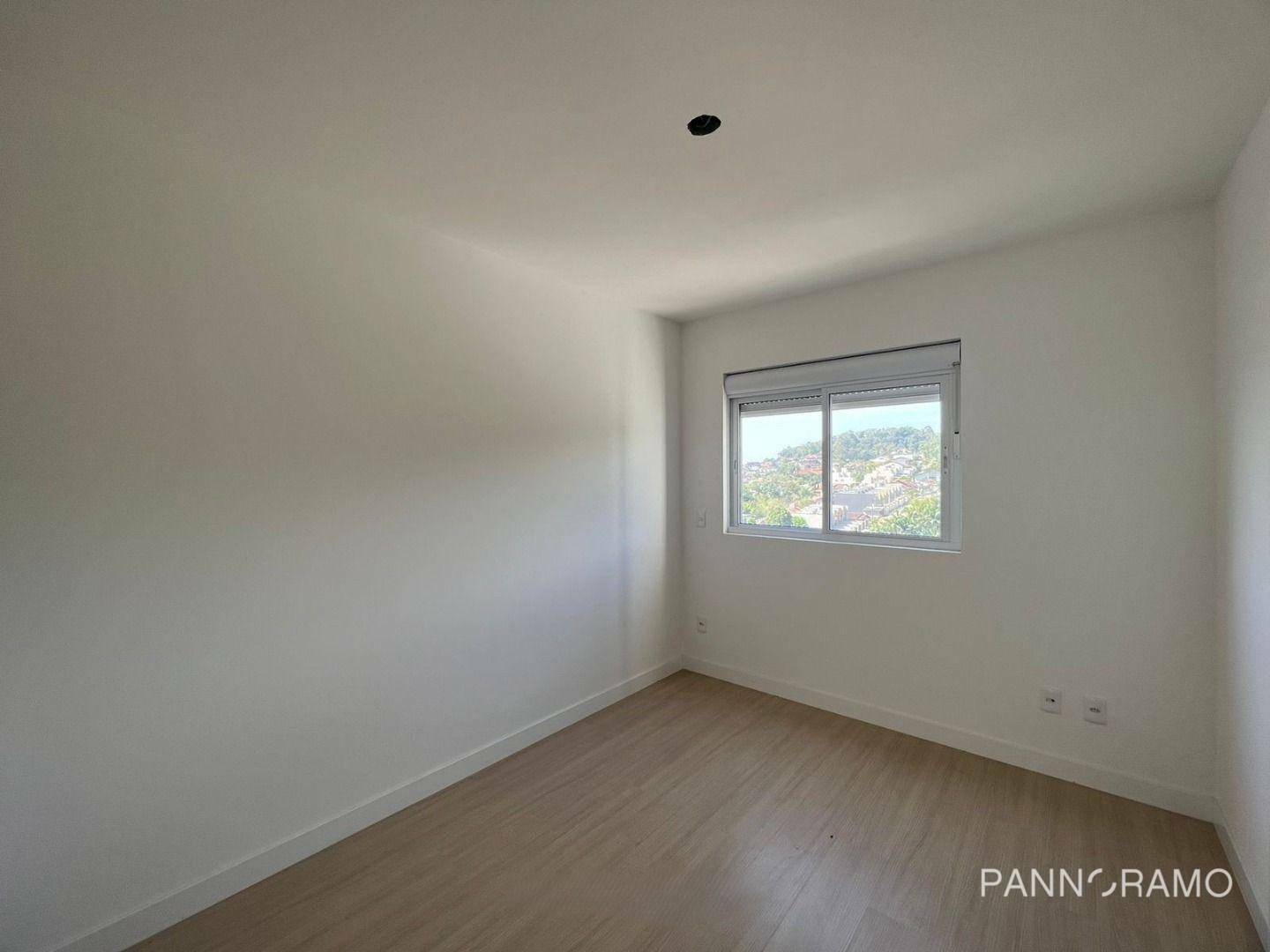 Apartamento à venda com 3 quartos, 107m² - Foto 3