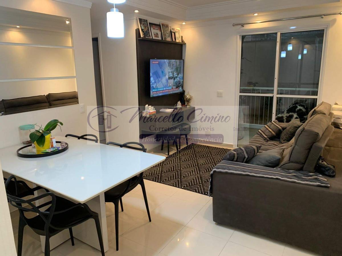 Apartamento à venda com 3 quartos, 64m² - Foto 2